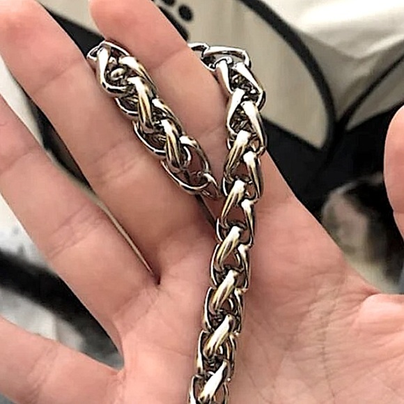 FOUR STAINLESS STEEL SILVER MINIMALIST BRACELET - Picture 7 of 7